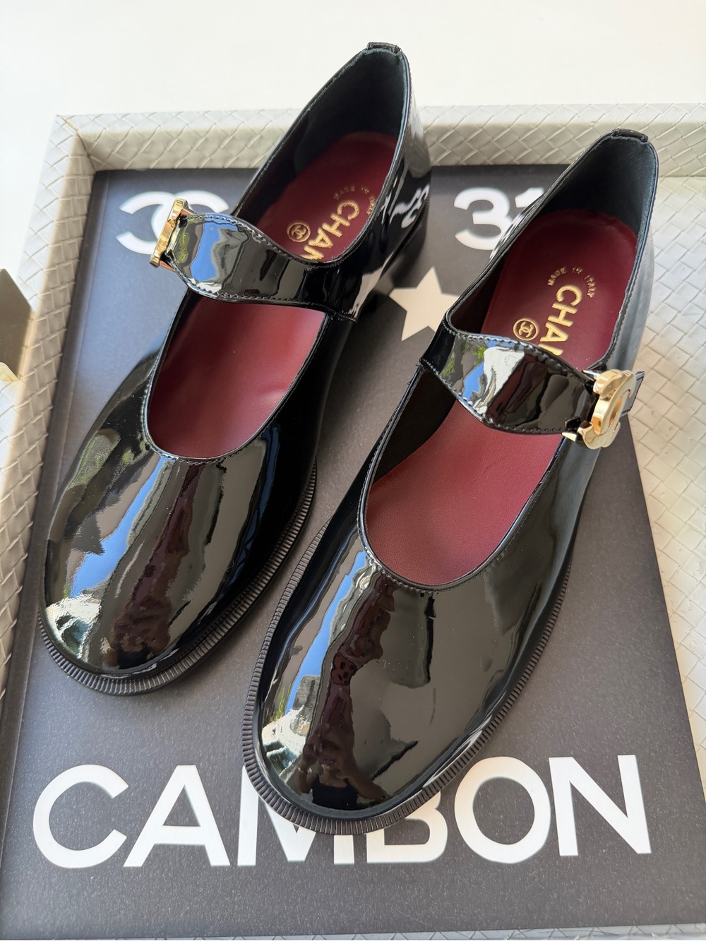 CHANEL 26B BLACK PATENT LEATHER MARYJANES GOLD CC LOGO ADJUSTABLE LOCK FLATS 38C - Picture 10 of 17